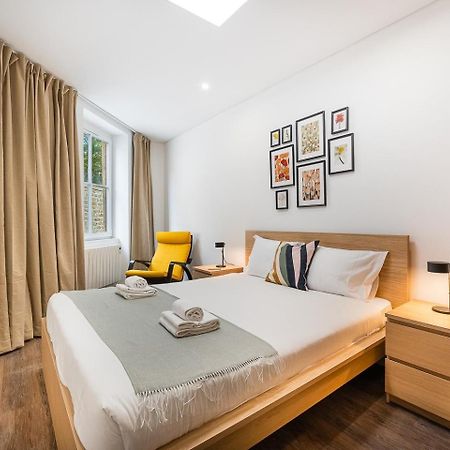 Guestready - Serene Hideout In Downtown Porto Bagian luar foto