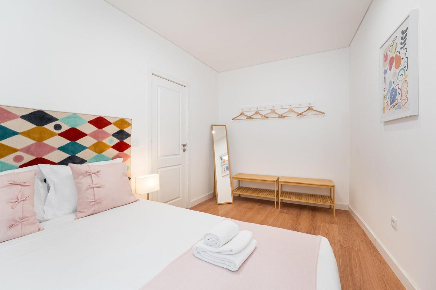 Guestready - Serene Hideout In Downtown Porto Bagian luar foto
