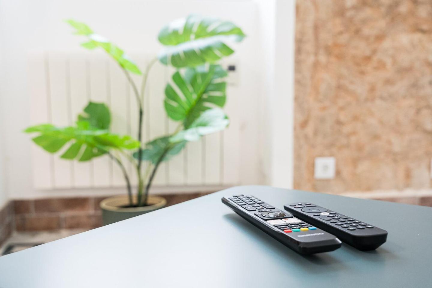 Guestready - Serene Hideout In Downtown Porto Bagian luar foto